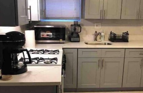 Queens Apartment | LOVELLY ONE BEDROOM APARMENT IN WHITESTONE