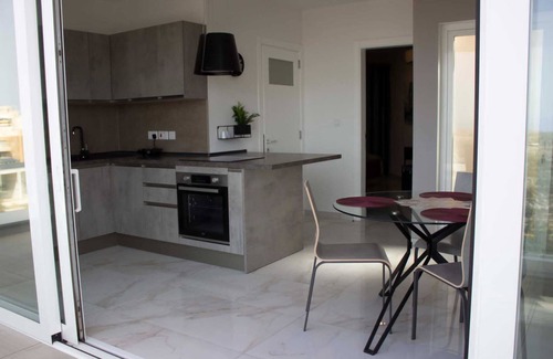 Mellieha Apartment | Lovely 1 bed Penthouse Country & Seaviews