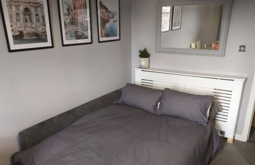 Glasgow Apartment | Lovely 1 Bedroom Apartment