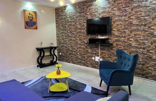 Point E Apartment | Lovely 1 bedroom apartment in Mermoz w/patio -A3