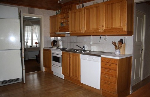 Svenljunga Municipality House | Lovely 19th century country house with large garden