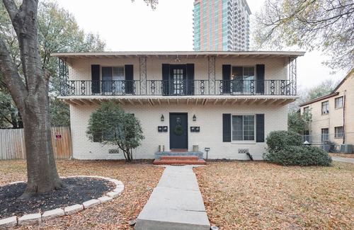 Southgate Apartment | Lovely 1Bed/1Bth in the Med Center