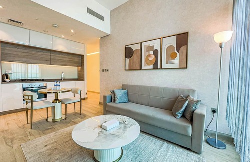 Dubai Marina Apartment | Lovely 1BR Apartment With Beautiful Marina View-3110