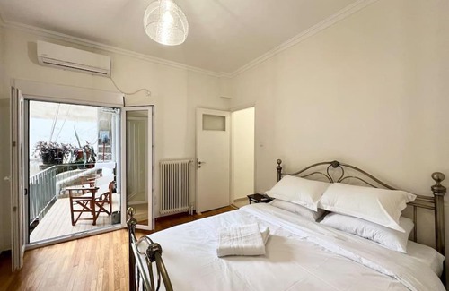 Mousio Apartment | Lovely 1BR Flat in Athens Center