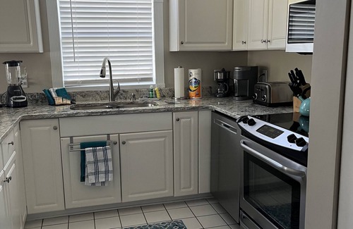Central Myrtle Beach Condo | Lovely 1st floor condo in Magnolia Place