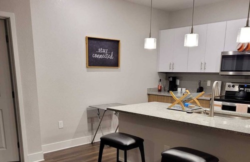 Kirkman North Apartment | Lovely 2 bedroom 2 bath Oasis 15 mins from Disney