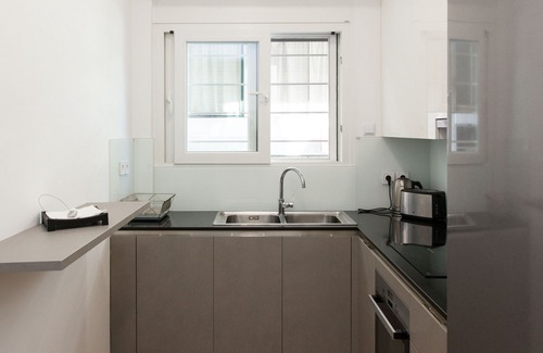 Omonia Apartment | Lovely 2 bedroom apt in Metaxourgio Center
