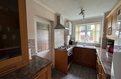 Sutton South Apartment | Lovely 2 Bedrooms flat in south Sutton