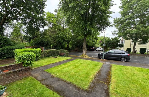Sutton South Apartment | Lovely 2 Bedrooms flat in south Sutton