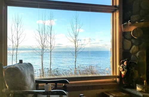 Castle Danger Cabin | Lovely 3 bedroom, 3 bath cabin at Grand Superior Lodge, North Shore.