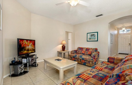 Esprit Villa | Lovely 4 bed 2 bath home with private South-facing pool, located at Esprit