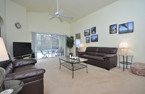 Sandy Ridge House | Lovely 5 Bed Game Spa Pool Home in Sandy Ridge