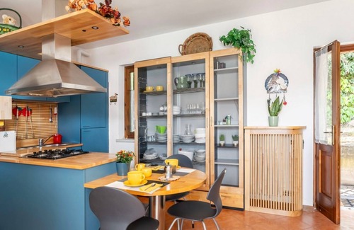 Assenza Apartment | Lovely 70 sqm apartment, perfect for 2 people, located on the ground floor of a building WITHOUT a lift (steps to access it). The accommodation enjoys a splendid view of the lake and is located in Castelletto, a picturesque village located along the lake