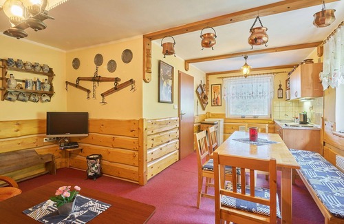 Starkov Villa | Lovely apartment in villa for 18 guests with WIFI, pool, TV, patio and pets allowed