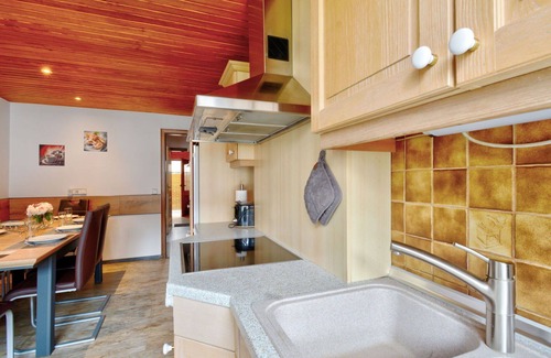 Schieder-Schwalenberg Apartment | Lovely apartment for 4 guests with WIFI, TV, terrace and pets allowed