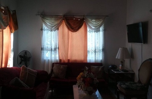 Ocho Rios House | Lovely and Comfortable one bedroom house in Mansfield meadows, Ocho Rios.