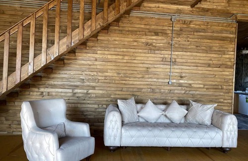 Orhangazi Villa | Lovely and Cozy Stone House with Hammam and Fireplace in Iznik, Bursa