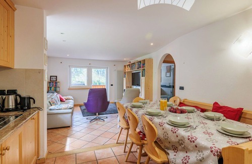 Canazei Apartment | Lovely apartment for 6 guests with TV and balcony