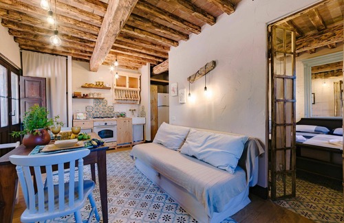 Civitella Paganico Apartment | Lovely apartment for 4 people with WIFI, A/C, pool, TV, terrace and pets allowed