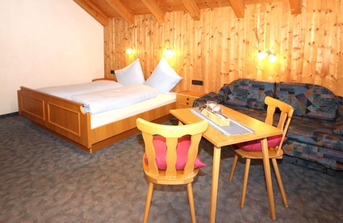 Huben Apartment | Lovely apartment with ski storage