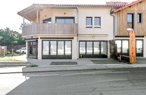 Contis-les-Bains Apartment | Lovely apartment for 6 people with WIFI, TV, terrace, pets allowed and parking
