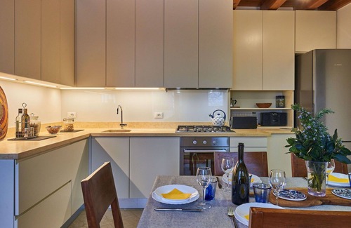 Caprino Veronese House | Lovely apartment in villa for 8 people with WIFI, TV and patio