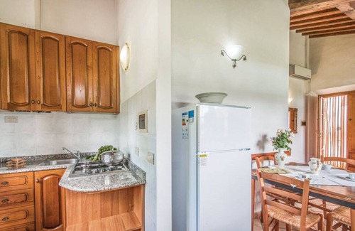 Poggiarello Villa | Lovely apartment in villa for 3 people with pool, A/C and TV, close to Siena