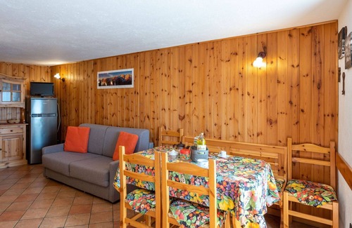Sarre Apartment | Lovely apartment for 6 guests with TV and balcony, close to Aosta