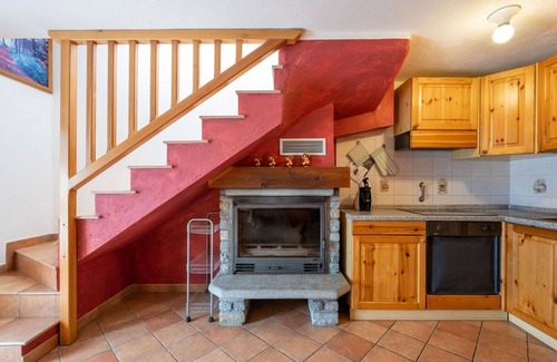 Sarre Apartment | Lovely apartment for 6 guests with TV and balcony, close to Aosta