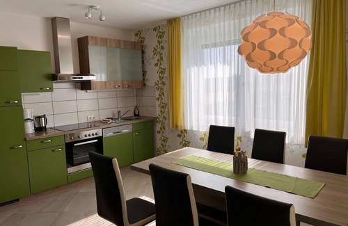 Donnerskirchen Apartment | Lovely apartment for 6 people with A/C, WIFI, TV and balcony