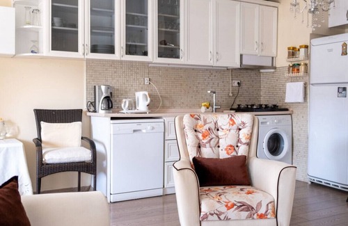 Mentese Apartment | Lovely Apartment 1-Min Walk to Beach in Marmaris