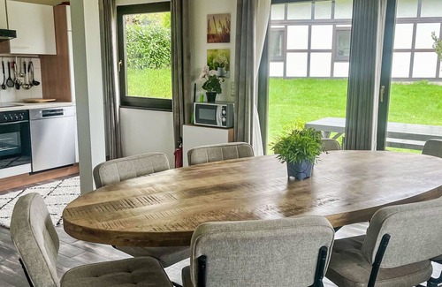 Feriendorf Frankenau House | Lovely apartment in villa for 9 guests with WIFI, terrace and panoramic view