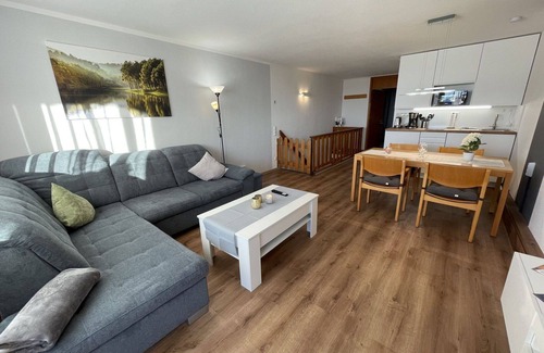 Sankt Englmar Apartment | Lovely apartment for 4 people with WIFI, pool, TV and balcony