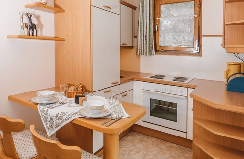 Bad Gastein Apartment | Lovely apartment for 7 guests with WIFI, TV, balcony and pets allowed