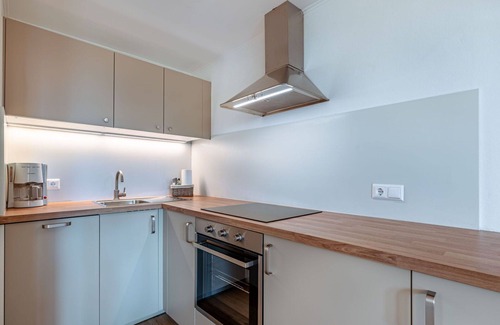 Sankt Urban Apartment | Lovely apartment for 4 guests with WIFI, TV, balcony and panoramic view