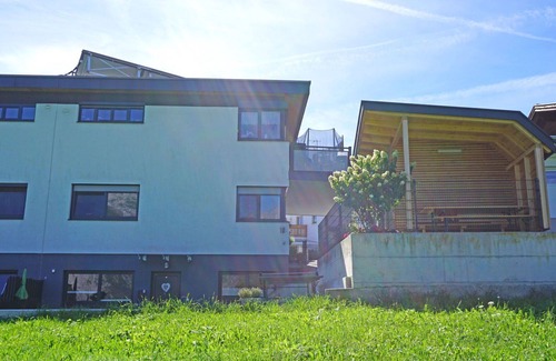 Oberperfuss Apartment | Lovely apartment for 4 people with WIFI, TV, terrace and parking