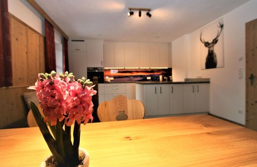 Wildschoenau Apartment | Lovely apartment for 5 people with WIFI, TV, terrace and parking