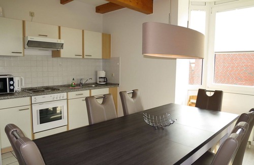 Wremen Apartment | Lovely apartment for 6 people with WIFI, TV, balcony and pets allowed
