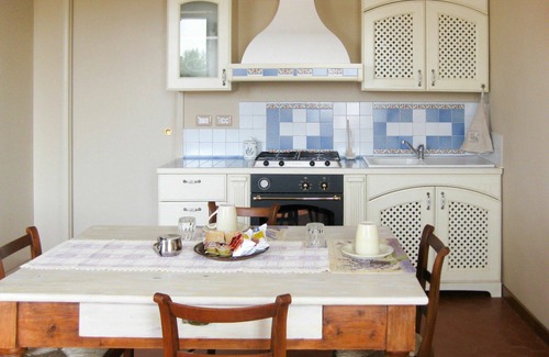 Cossombrato Apartment | Lovely apartment for 4 guests with A/C, WIFI, pool, TV, patio and pets allowed