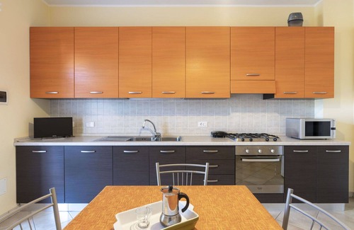 Riva Ligure Apartment | Lovely apartment for 6 people with WIFI, A/C, TV, balcony and pets allowed