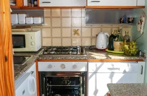 Latte Apartment | Lovely apartment for 4 people with WIFI, A/C, TV and terrace