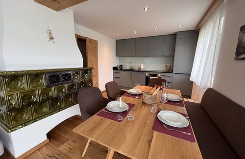 Schonbach Apartment | Lovely apartment for 4 people with WIFI, TV, terrace and panoramic view