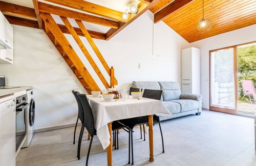 Les Mathes Apartment | Lovely apartment for 4 people with WIFI, TV and terrace