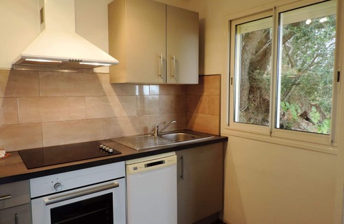 Partinello Apartment | Lovely apartment for 2 people with A/C, WIFI, TV, patio, pets allowed and panoramic view