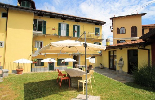 Germignaga Apartment | Lovely apartment for 4 people with WIFI, TV and patio