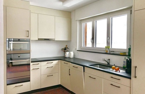 Fiesch Apartment | Lovely apartment for 10 people with WIFI, balcony and pets allowed
