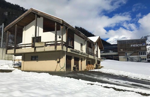 Fiesch Apartment | Lovely apartment for 10 people with WIFI, balcony and pets allowed