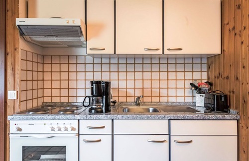 Schoenecken Apartment | Lovely apartment for 2 people with WIFI, TV, patio and pets allowed