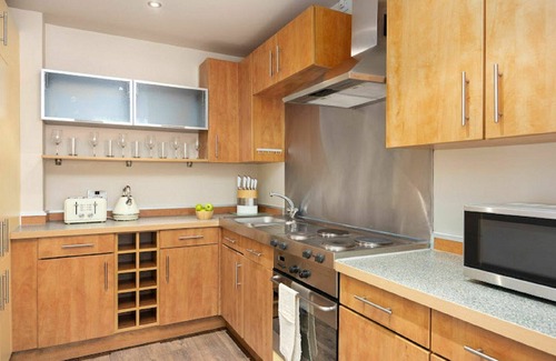 Hoxton West Apartment | Lovely apartment for 2 guests with WIFI and TV