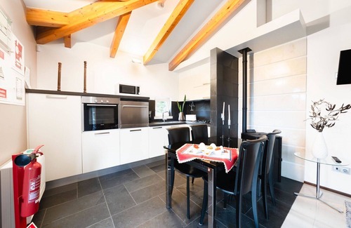 Alcobaca Apartment | Lovely apartment for 2 guests with WIFI, A/C, TV, terrace and parking